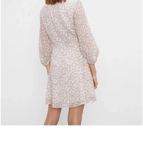 Club Monaco Mini-Dress with Bell Sleeves - Picture 5 of 6